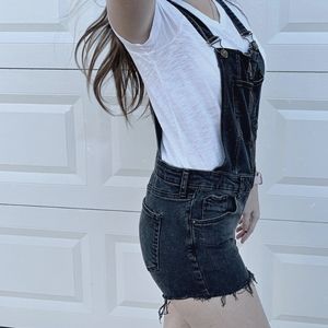 ❤️‍🔥 3 for $15 Black denim Overall Shorts